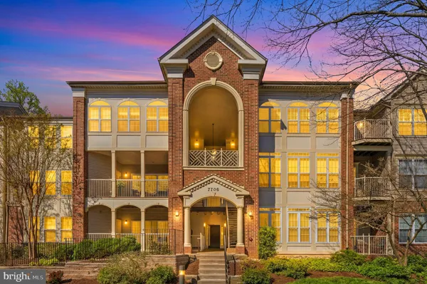 $470,000 | 7706 Haynes Point Way, Unit D, Alexandria, VA 22315