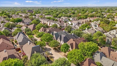 $825,000 | 6152 Stapleford Circle, Dallas, TX 75252
