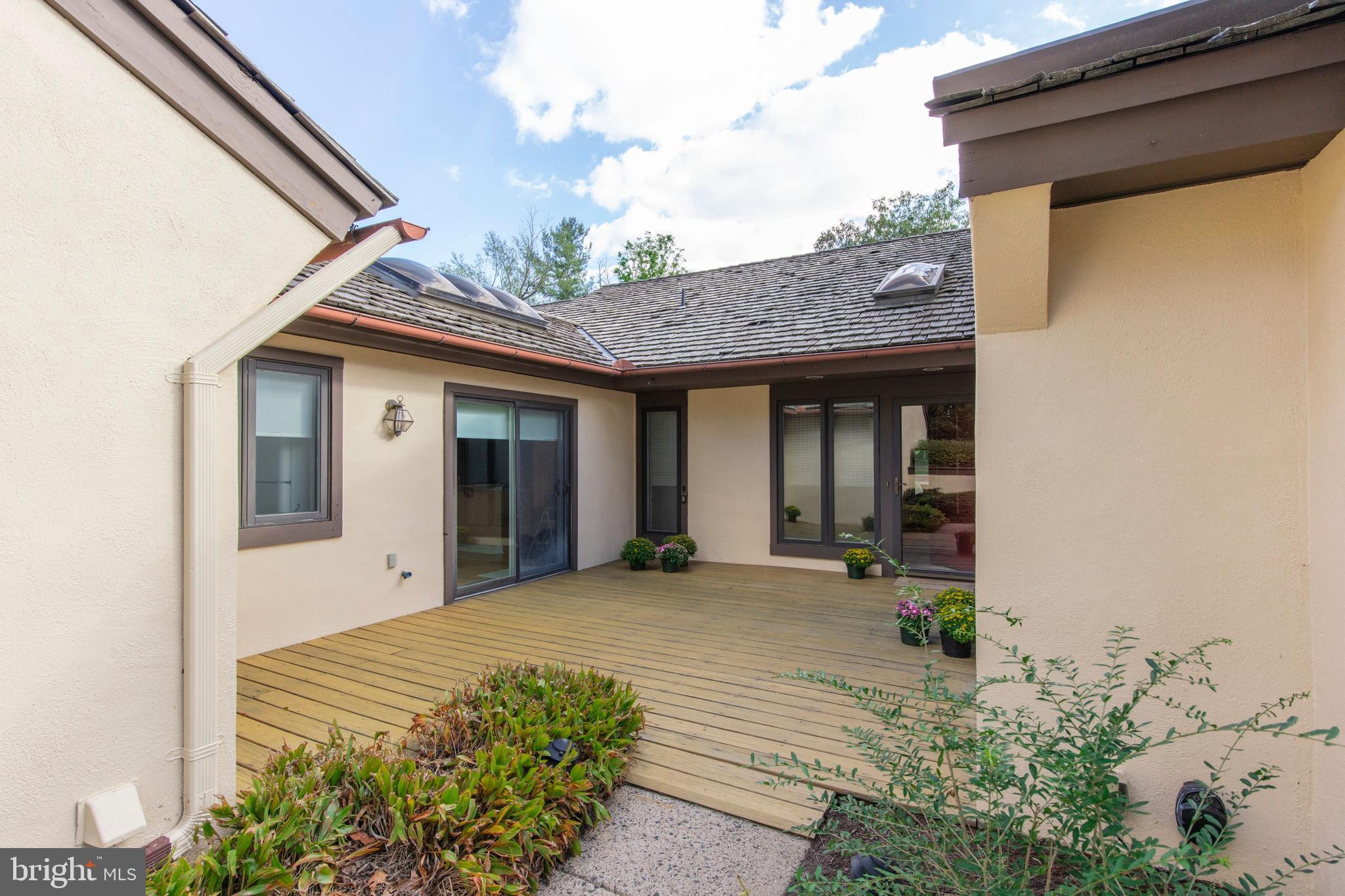 2 Farrier Lane Blue Bell, PA 19422 - Photo 4 of 42 Front deck