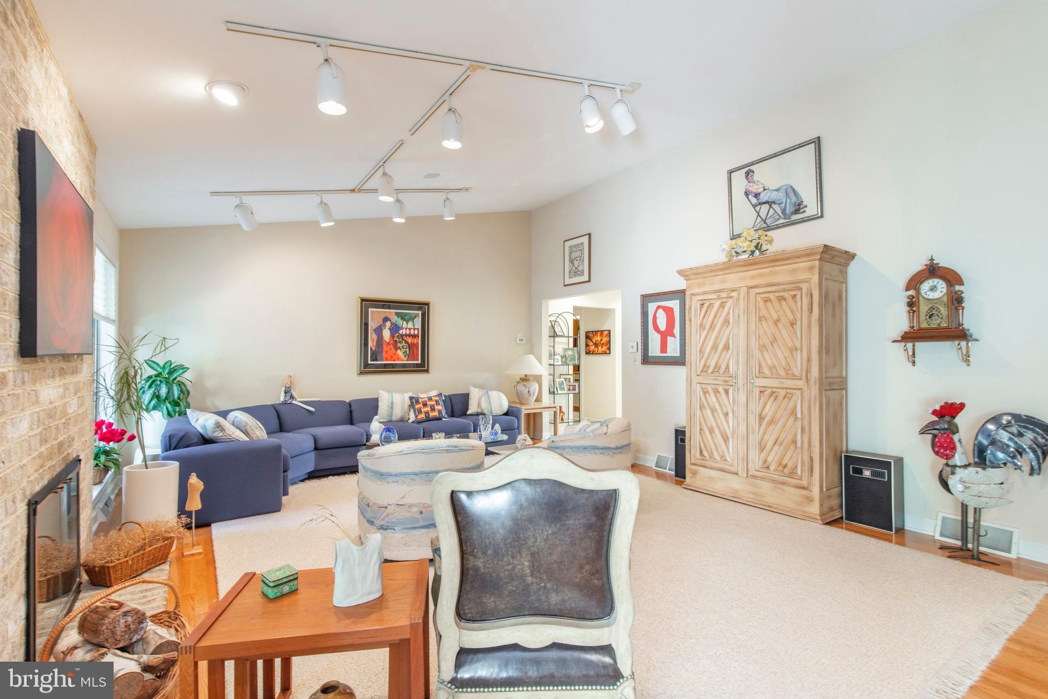 2 Farrier Lane Blue Bell, PA 19422 - Photo 10 of 42 Hardwood floors