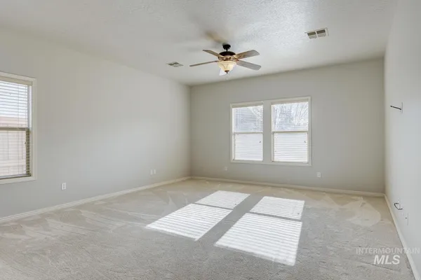 $669,900 | 2191 West Ditch Creek Drive, Meridian, ID 83646