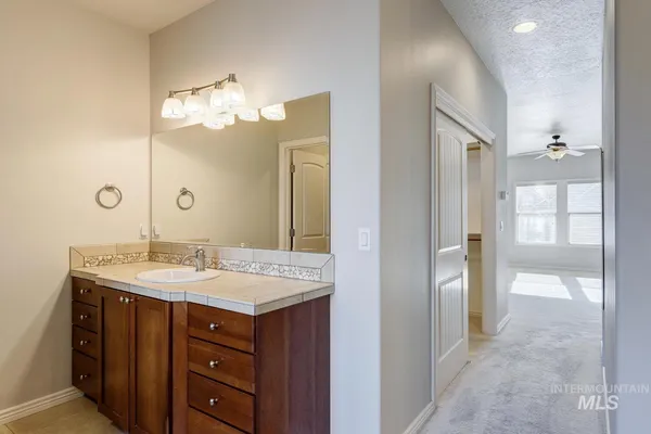 $669,900 | 2191 West Ditch Creek Drive, Meridian, ID 83646
