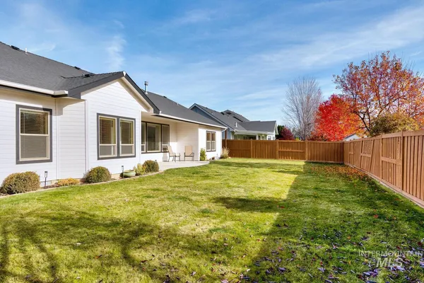 $669,900 | 2191 West Ditch Creek Drive, Meridian, ID 83646