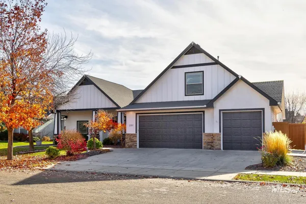 $669,900 | 2191 West Ditch Creek Drive, Meridian, ID 83646