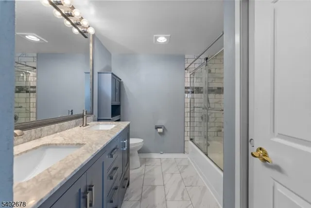 $310,000 | 753 Summer Avenue, Unit 3D, Newark, NJ 07104