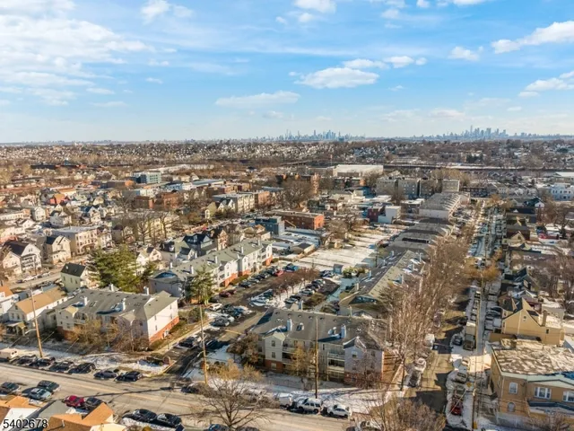 $310,000 | 753 Summer Avenue, Unit 3D, Newark, NJ 07104