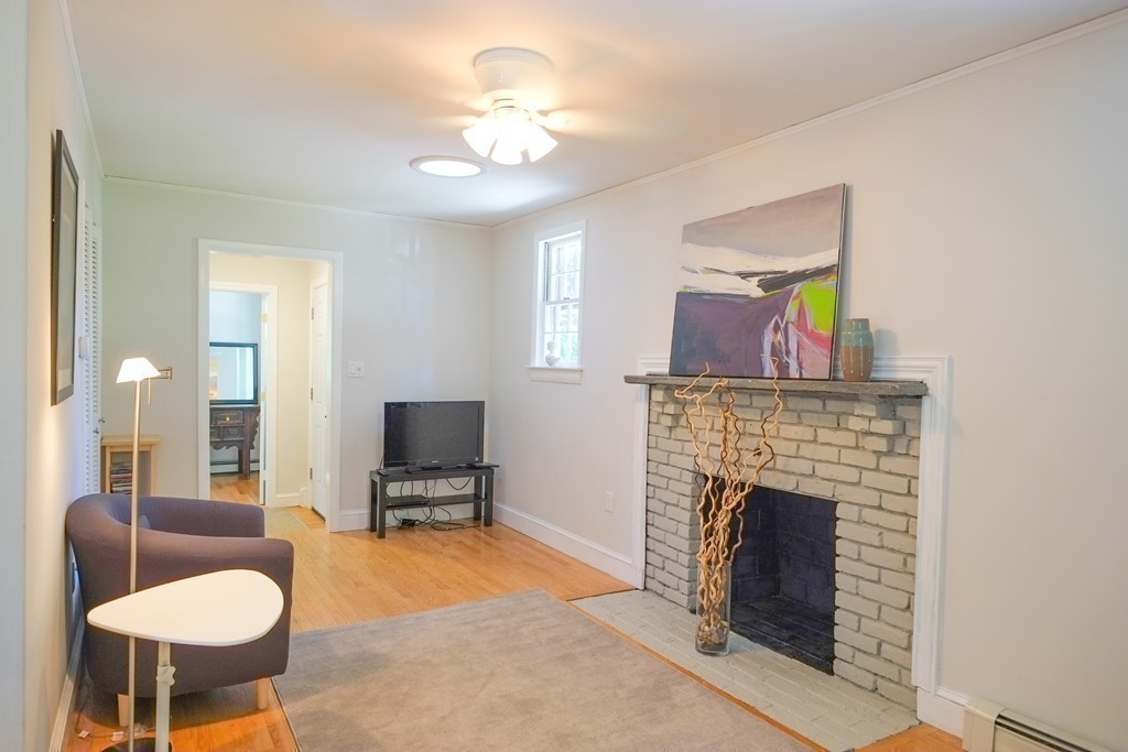 31 Sycamore Road Wayland, MA 01778 - Photo 11 of 21
