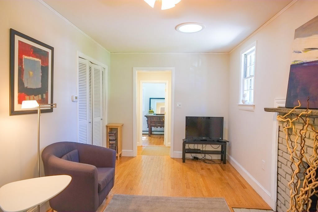 31 Sycamore Road Wayland, MA 01778 - Photo 12 of 21