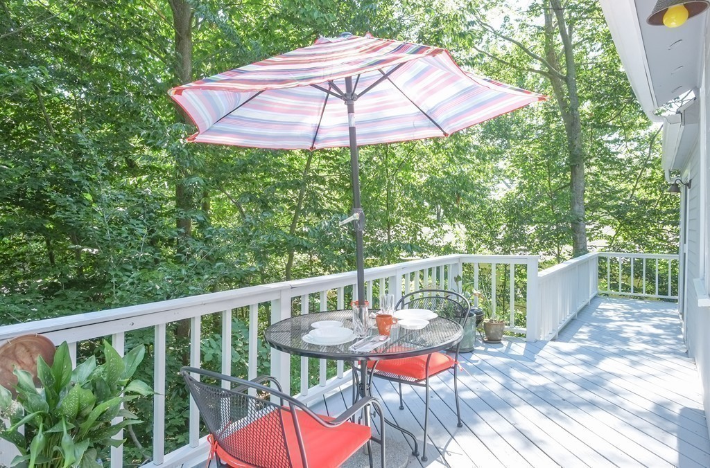 31 Sycamore Road Wayland, MA 01778 - Photo 17 of 21