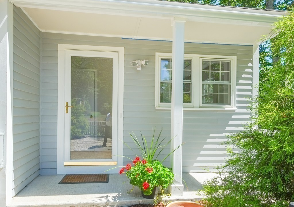 31 Sycamore Road Wayland, MA 01778 - Photo 21 of 21