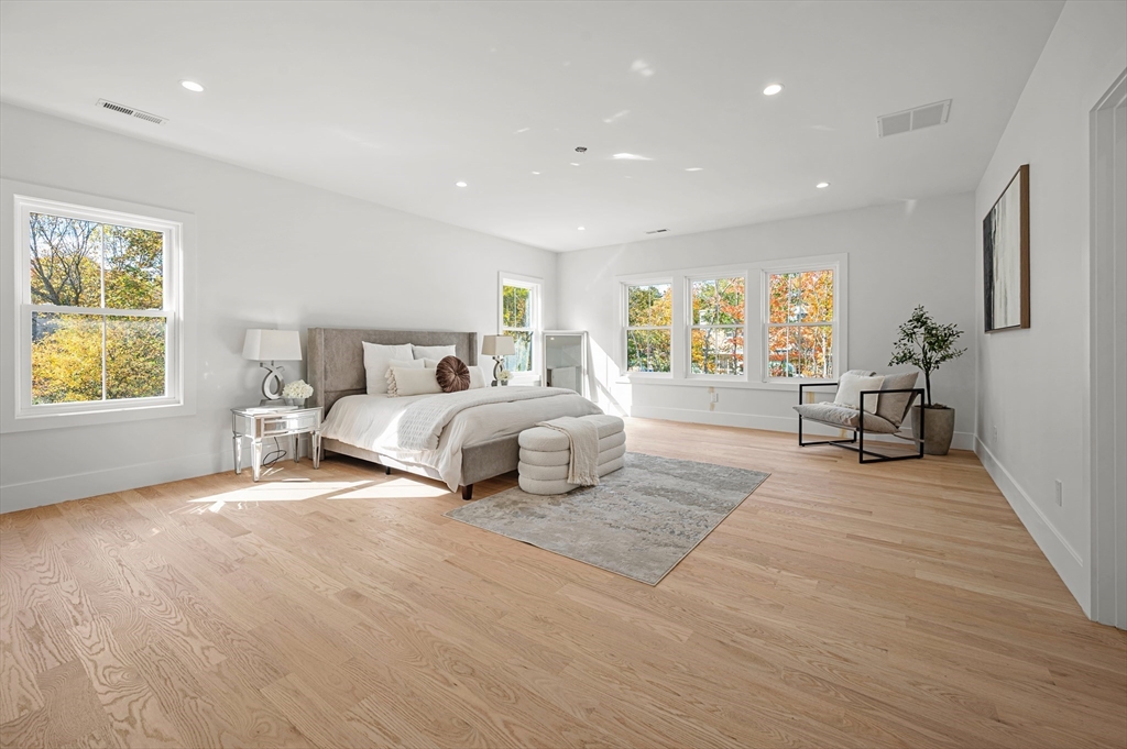 345 Central Avenue Needham, MA 02494 - Photo 17 of 34