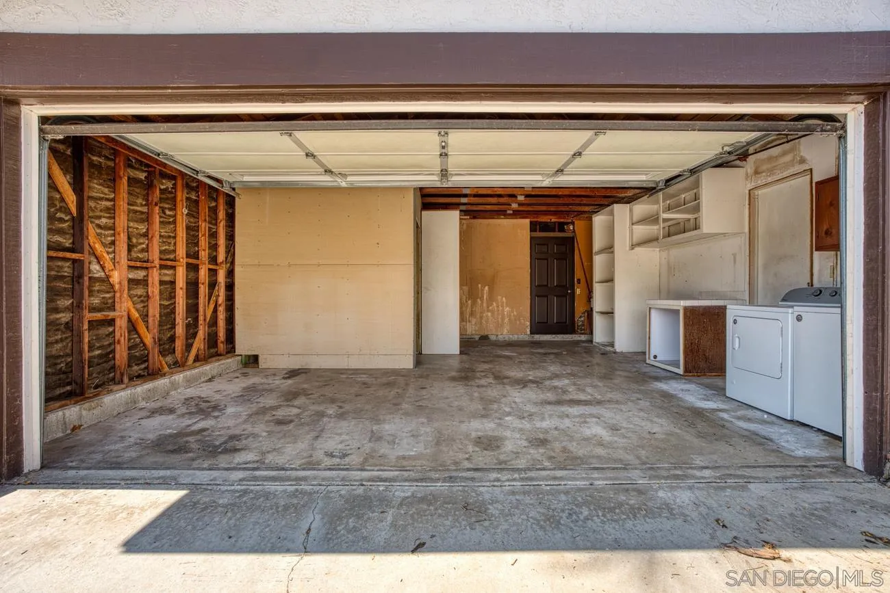 1718 Greentree Road Encinitas, CA 92024 - Photo 16 of 21