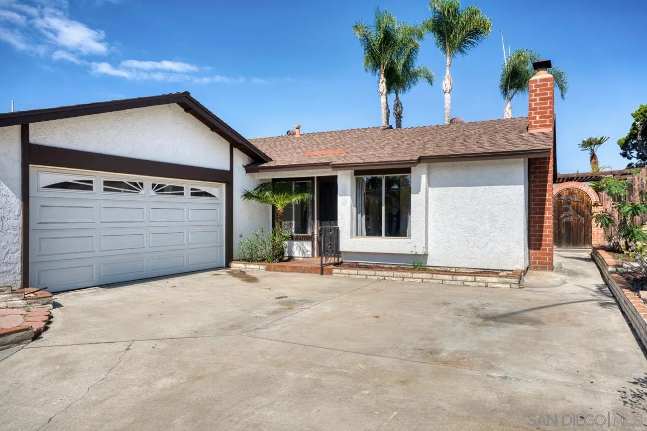 1718 Greentree Road Encinitas, CA 92024 - Photo 2 of 21