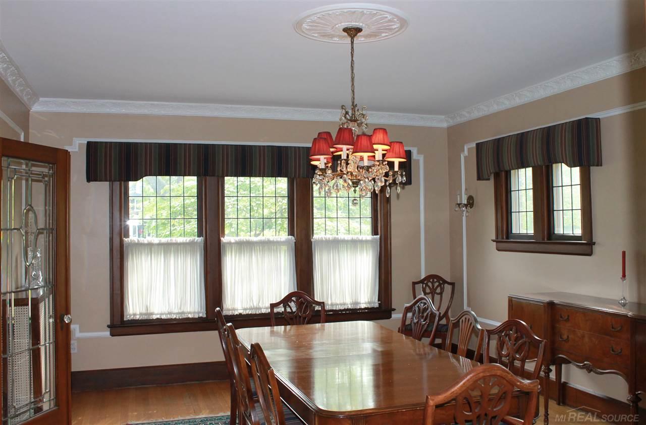 1242 Devonshire Road Grosse Pointe, MI 48230 - Photo 11 of 70 31246129-10.JPG