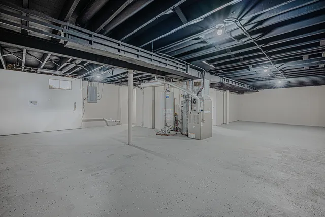 $349,900 | 9N621 Flora Drive, Elgin, IL 60123