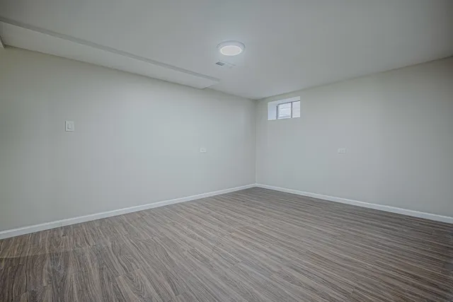 $349,900 | 9N621 Flora Drive, Elgin, IL 60123