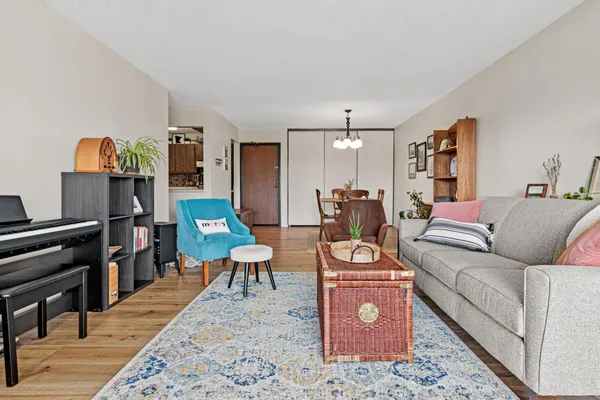 $150,000 | 1871 Silver Bell Road, Unit 309, Eagan, MN 55122