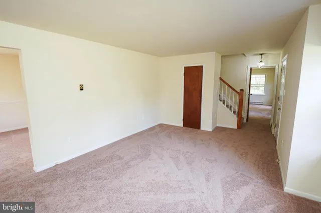 a view of empty room