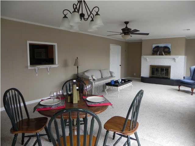 4412 Meadowridge Road Evansville, IN 47710 - Photo 12 of 30 Gallery Image 12
