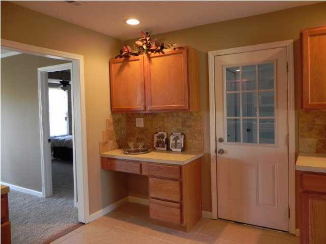 4412 Meadowridge Road Evansville, IN 47710 - Photo 7 of 30 Gallery Image 7