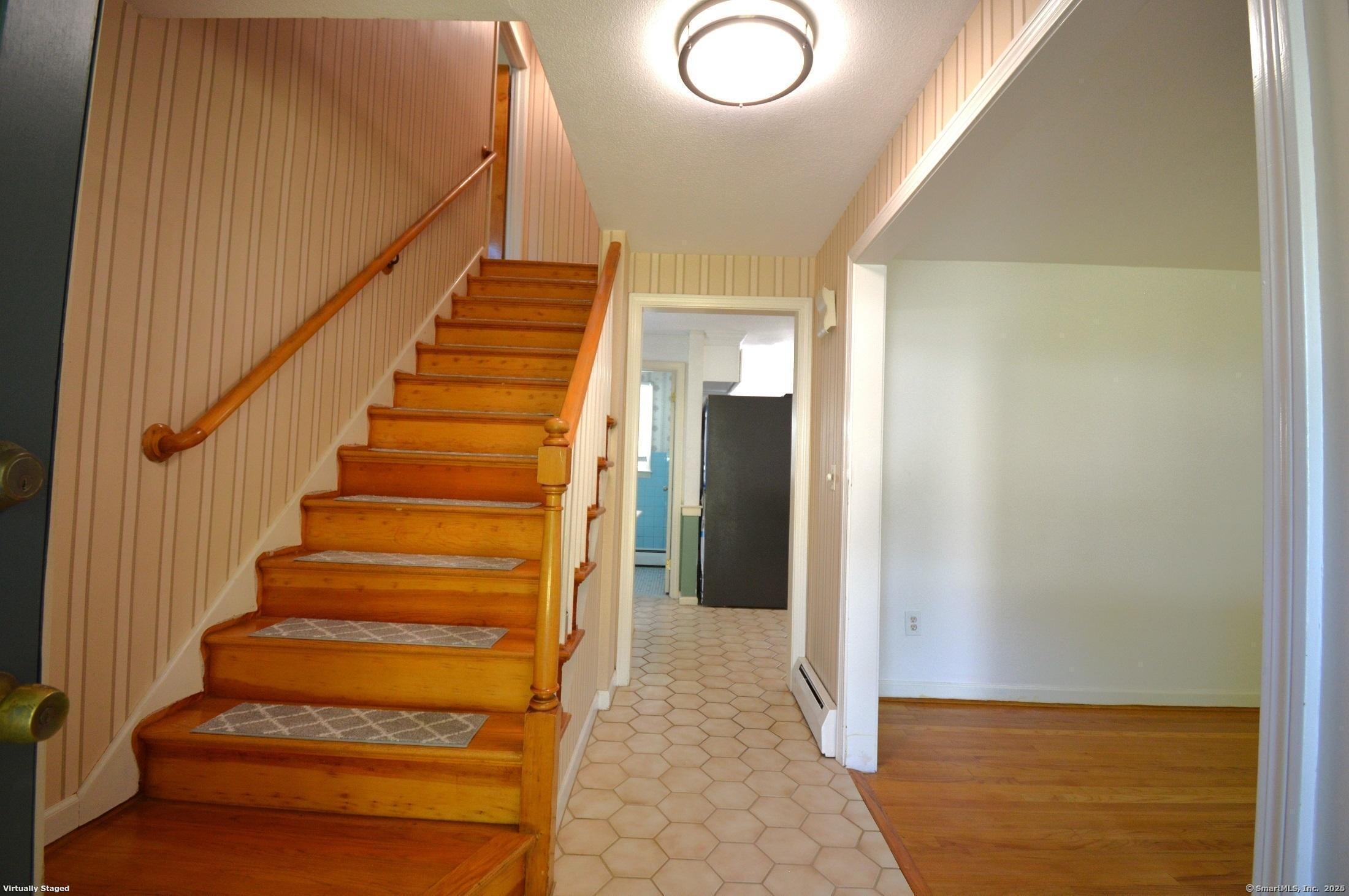 18 Overbrook Road West Hartford, CT 06107 - Photo 13 of 37 a view of entryway