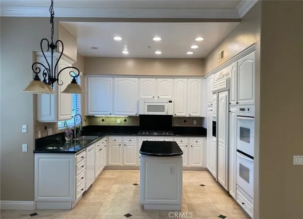 $4,500 | 357 South San Vicente Lane, Anaheim Hills, CA 92807