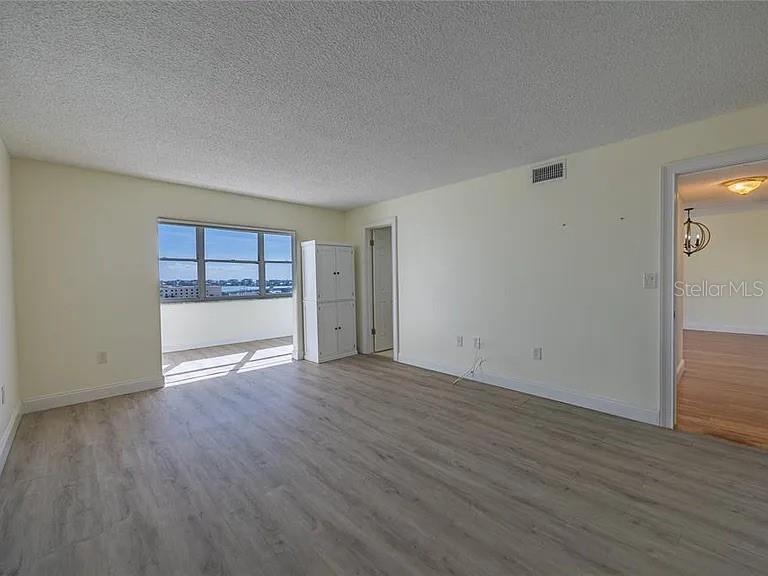 4775 Cove Circle, Unit 1002 St. Petersburg, FL 33708 - Photo 21 of 34