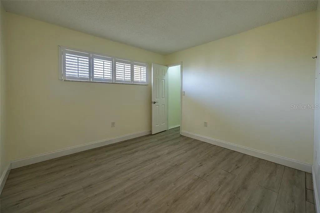 4775 Cove Circle, Unit 1002 St. Petersburg, FL 33708 - Photo 29 of 34