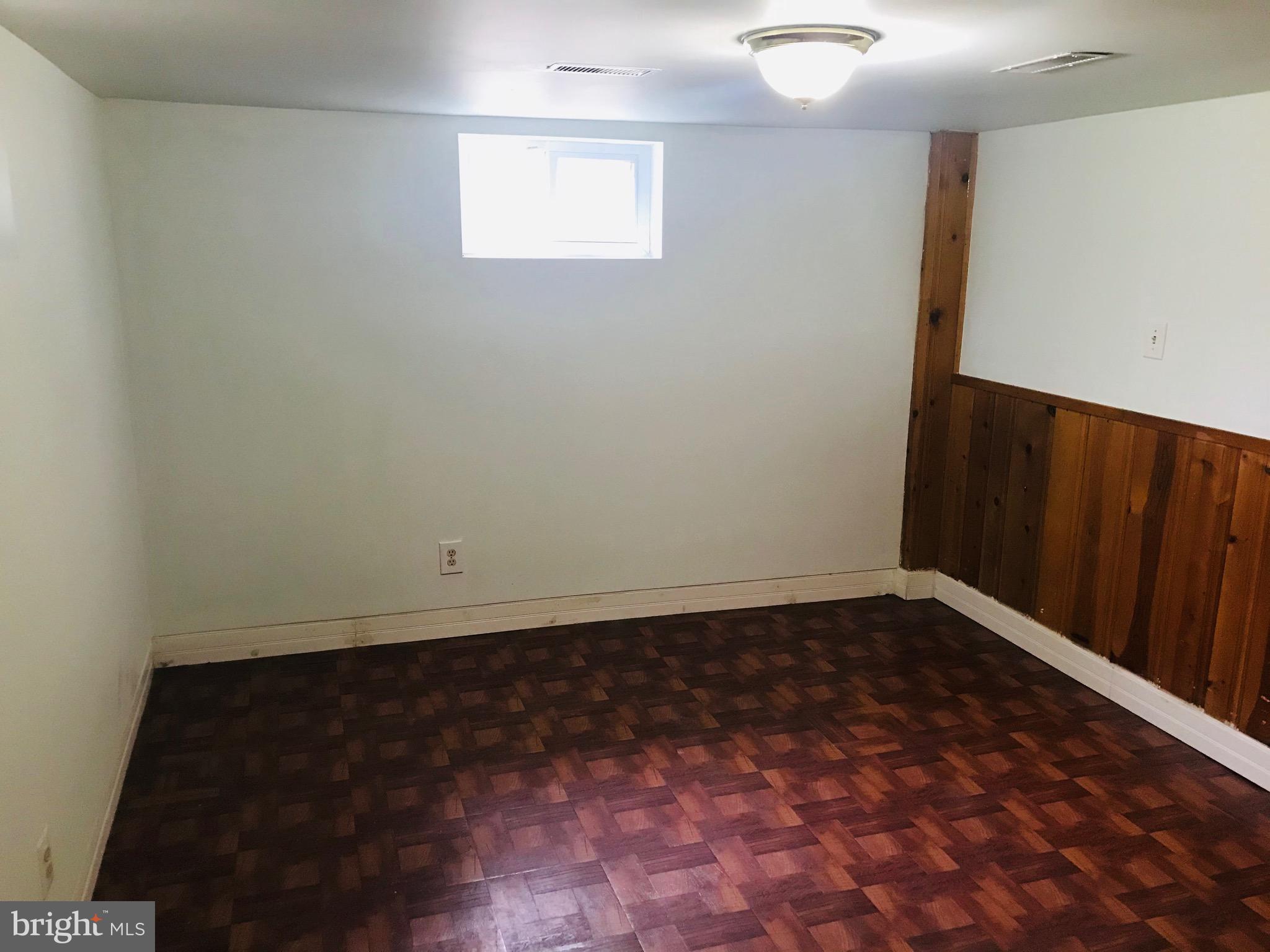 6007 Brunswick Street Springfield, VA 22150 - Photo 7 of 31