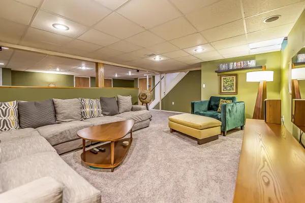 $350,000 | 88 Carriage Way, Ypsilanti, MI 48197