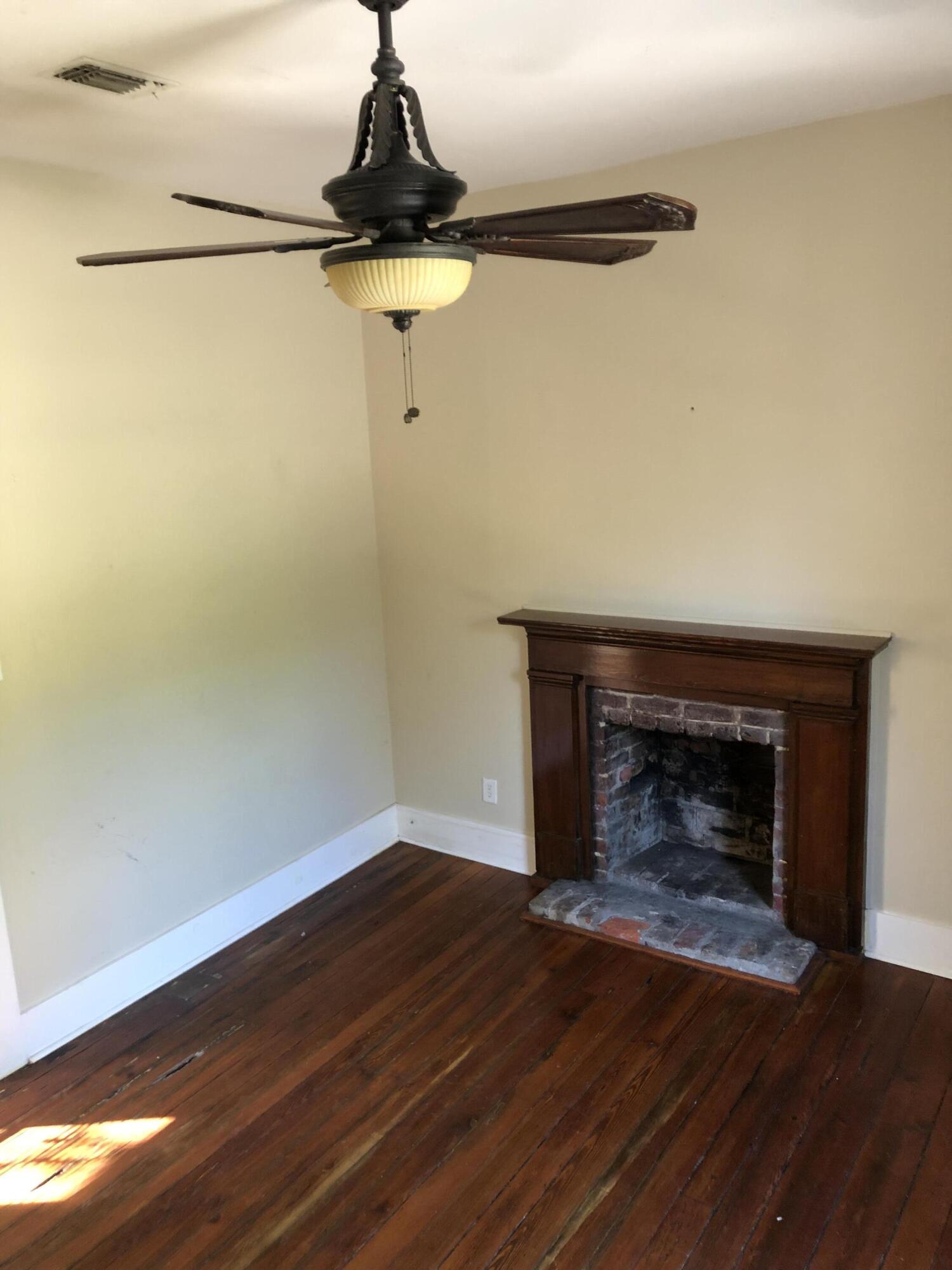 661 Tegarden Road Gulfport, MS 39507 - Photo 8 of 12 IMG-4896