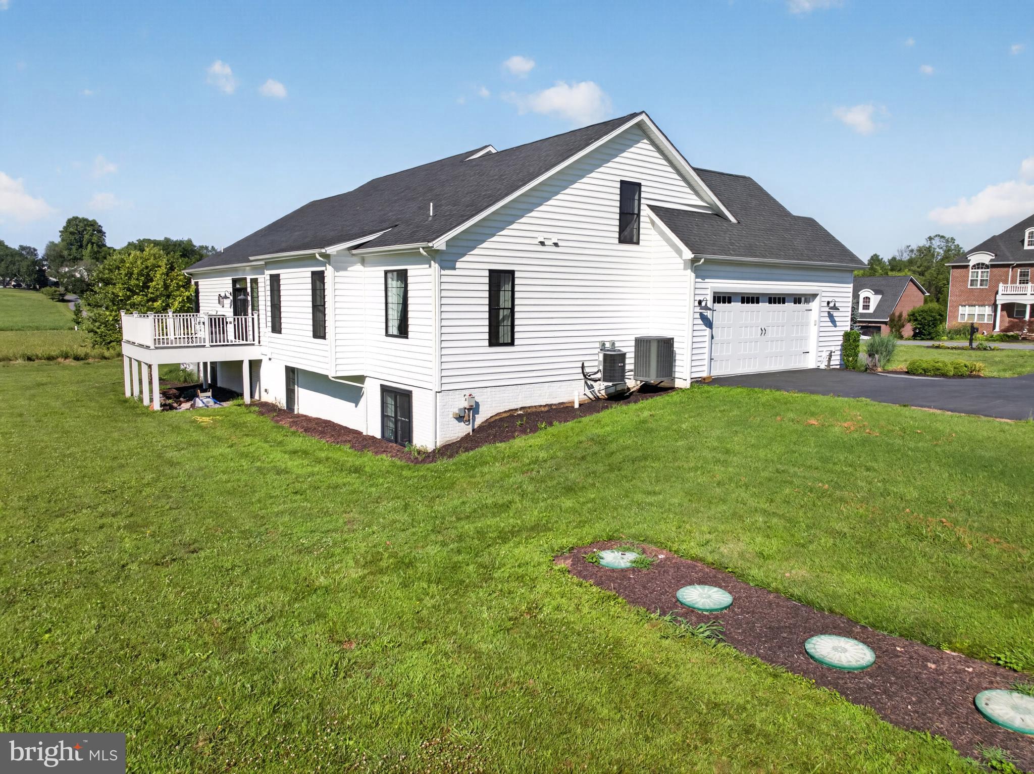 80 Bowling View Road Front Royal, VA 22630 - Photo 13 of 103