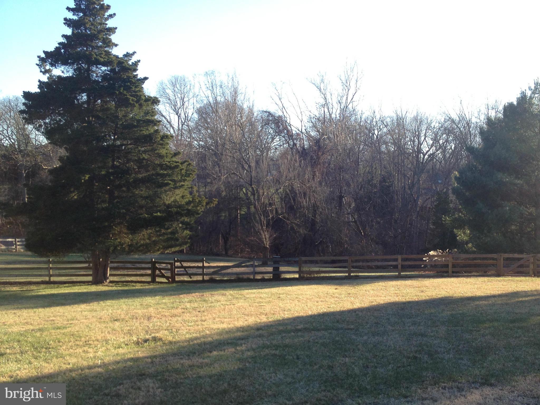 13325 Query Mill Road North Potomac, MD 20878 - Photo 2 of 4 Exterior (General)