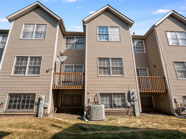 484 South Peace Road, Unit 484 Sycamore, IL 60178 - Photo 6 of 6