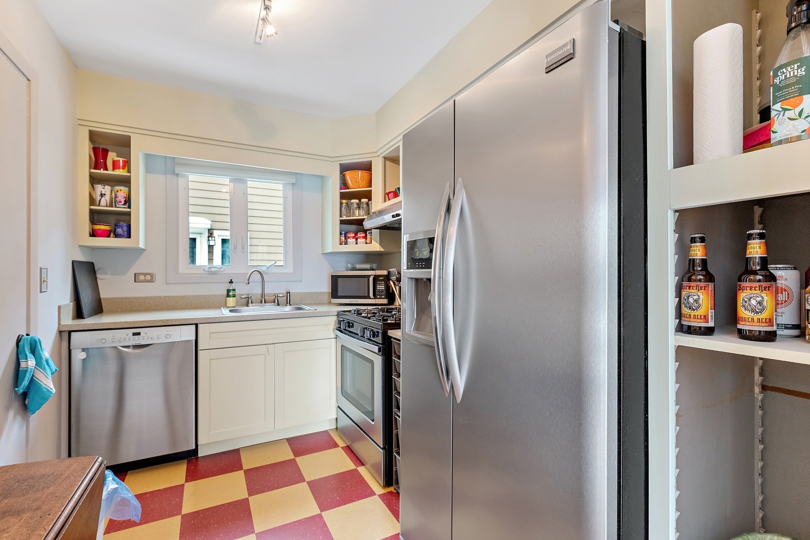 315 Hawthorn Avenue, Unit E Glencoe, IL 60022 - Photo 6 of 20