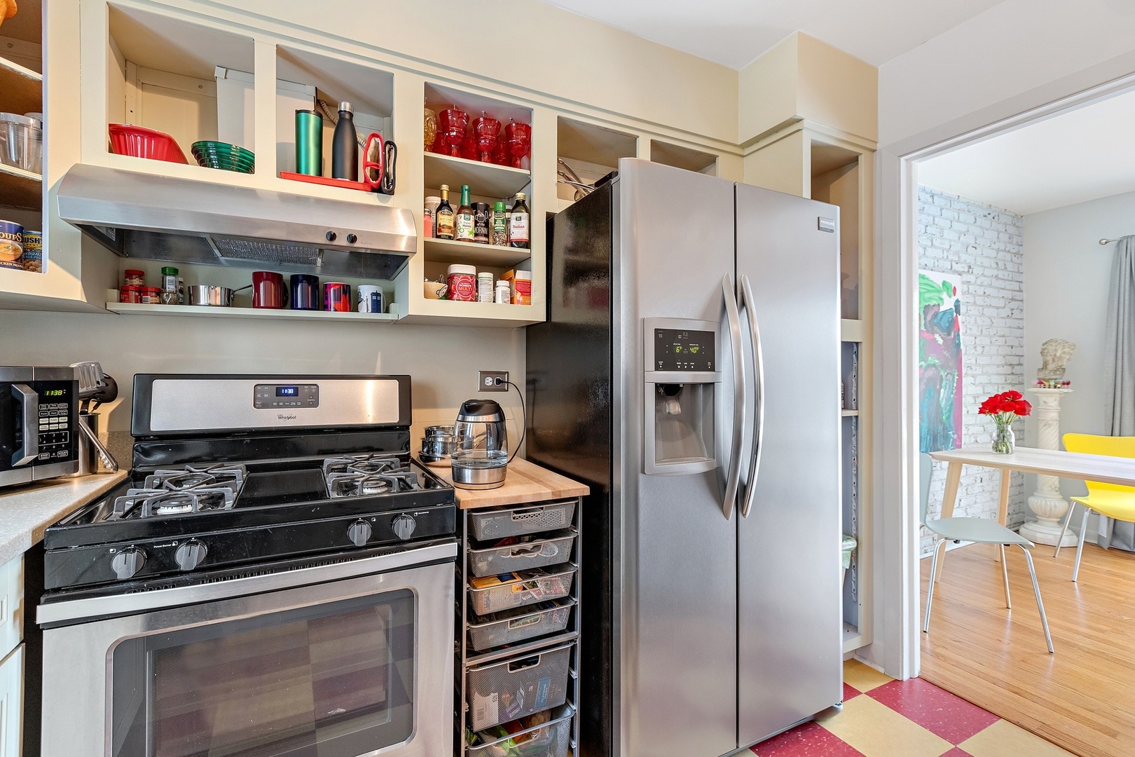 315 Hawthorn Avenue, Unit E Glencoe, IL 60022 - Photo 7 of 20