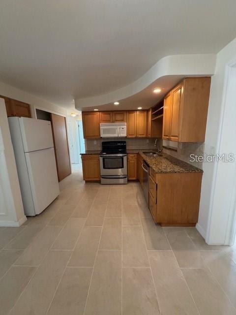 4234 Ridgefield Avenue Holiday, FL 34691 - Photo 10 of 15