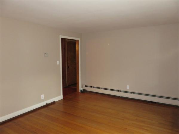 19 Eleanor Road Walpole, MA 02081 - Photo 5 of 18 Gallery Image 5
