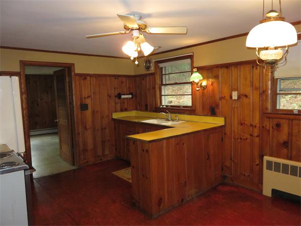 19 Eleanor Road Walpole, MA 02081 - Photo 8 of 18 Gallery Image 8