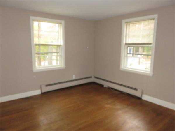 19 Eleanor Road Walpole, MA 02081 - Photo 10 of 18 Gallery Image 10