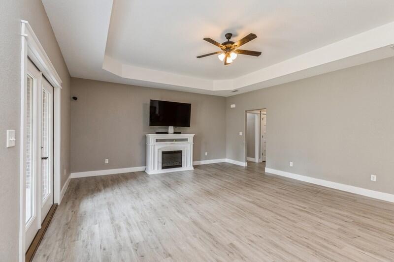 7656 4 Flags Road Laurel Hill, FL 32567 - Photo 10 of 52 LIVING ROOM