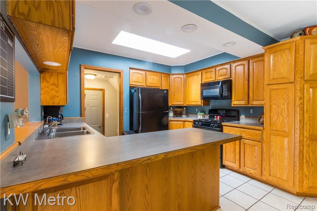 71220 Fisher Road Romeo, MI 48065 - Photo 8 of 35 71220 Fisher Rd-2.jpg