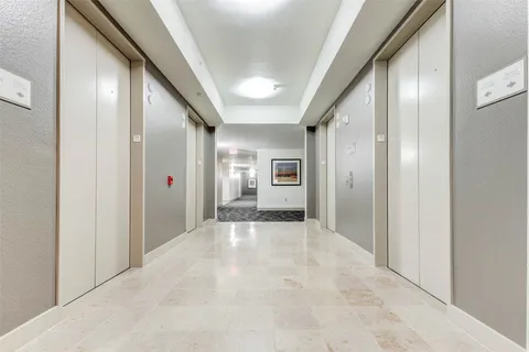 $189,900 | 3505 Sage Road, Unit 1104, Houston, TX 77056