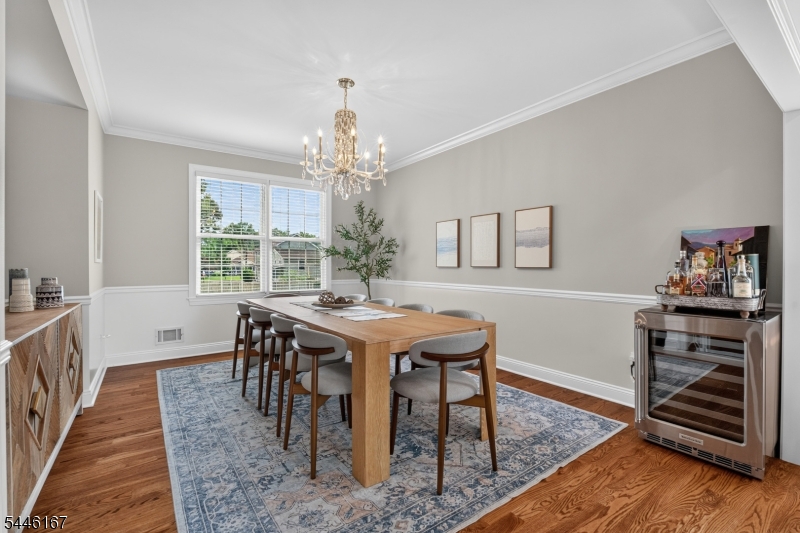 42 Evergreen Avenue Springfield, NJ 07081 - Photo 8 of 45