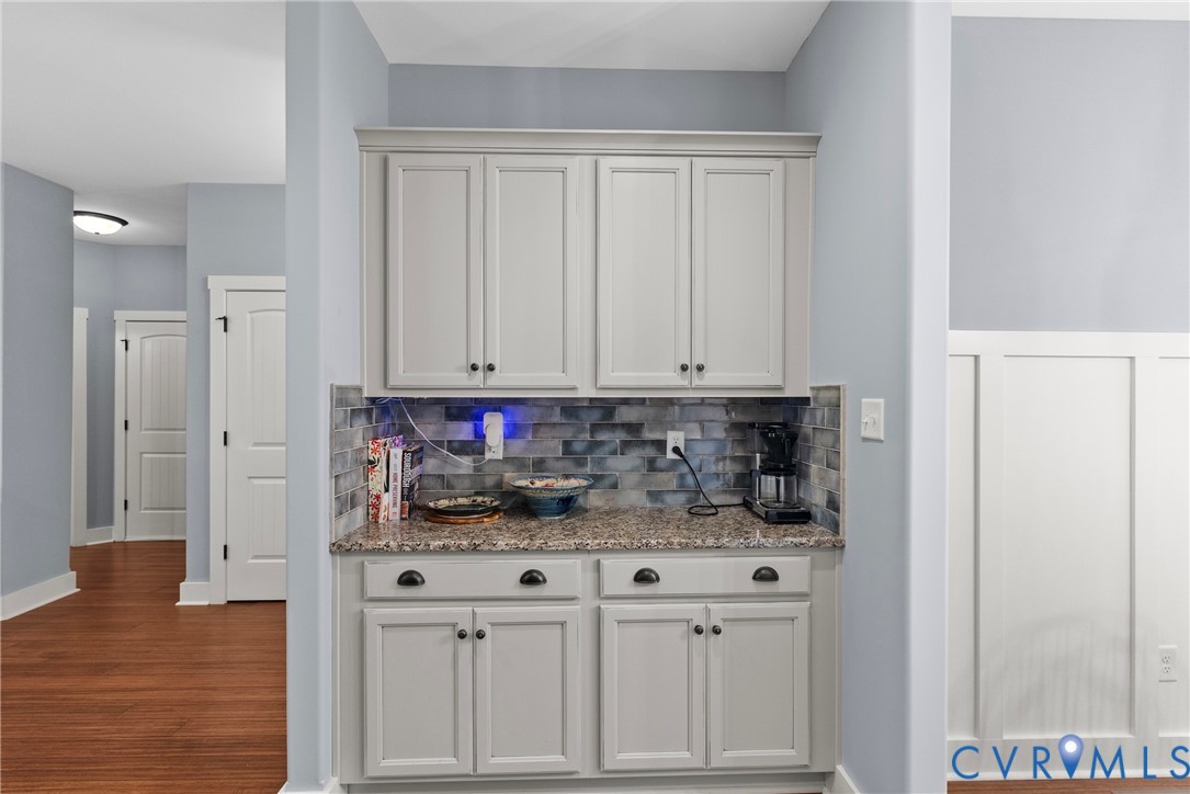 3763 Old Ridge Road Farmville, VA 23901 - Photo 8 of 44 Kitchen featuring backsplash, wood finished floors