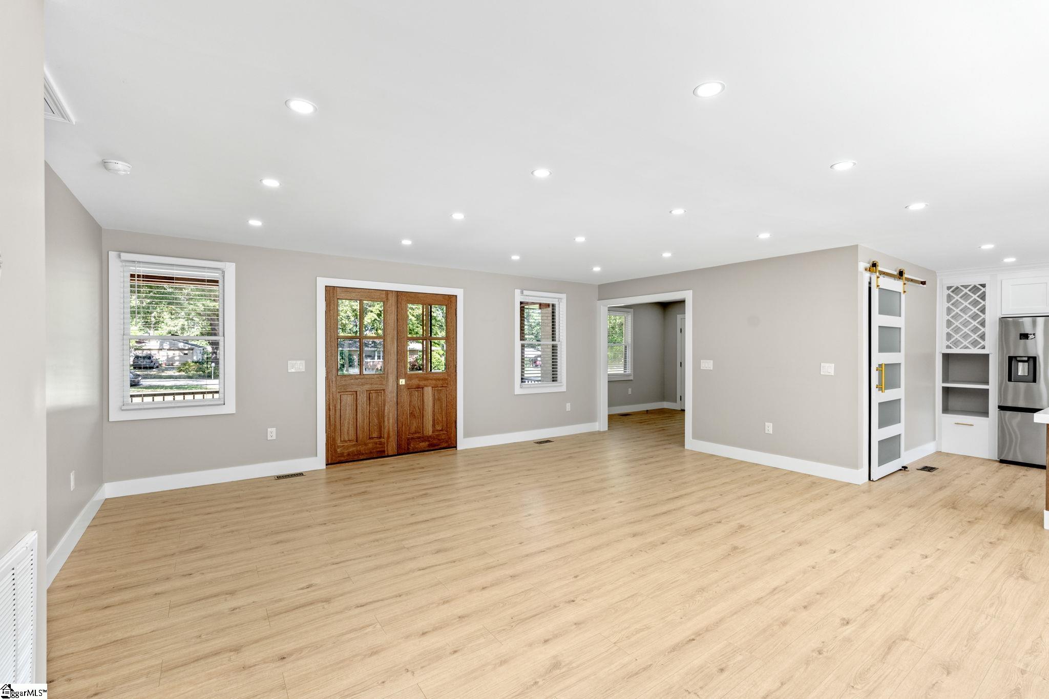 204 State Rd S-23-293 Fountain Inn, SC 29644 - Photo 11 of 36 Gallery Image 11