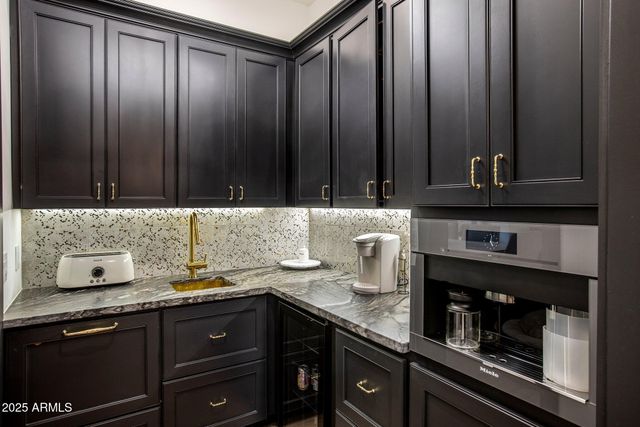 $4,387,000 | 5712 East Calle Camelia, Phoenix, AZ 85018