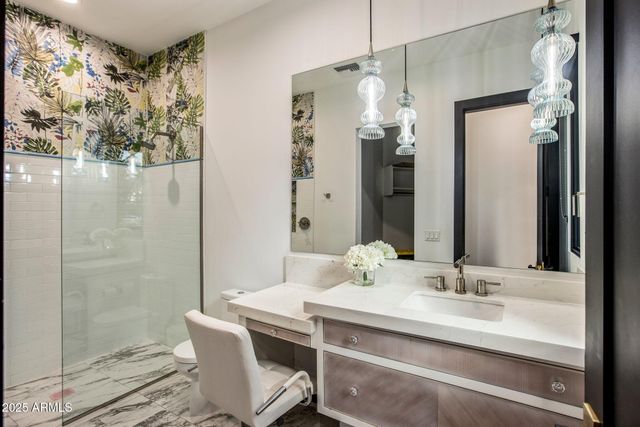 $4,387,000 | 5712 East Calle Camelia, Phoenix, AZ 85018