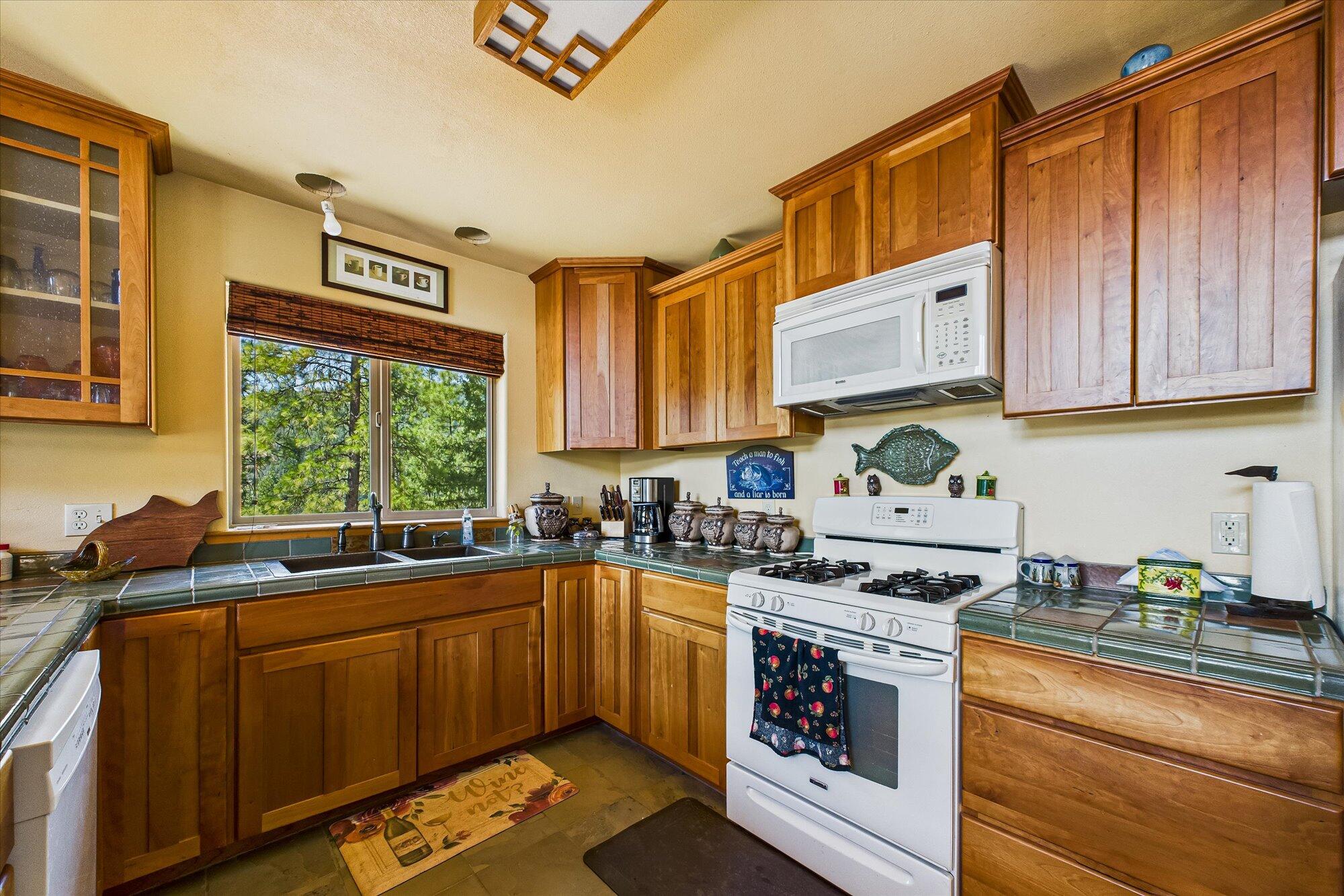 2221 East Side Road Trinity Center, CA 96091 - Photo 29 of 59