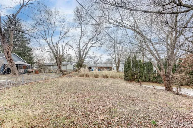 $125,000 | 9618 Holy Cross Road, Fairview Heights, IL 62208